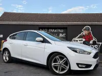 Used Ford Focus Zetec 120 HP (88 kW) 2015 White Hatchback