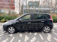 Usado Renault Scénic III Dynamique 2011 Preto Monovolume