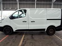 Used Renault Trafic Business 2015 White MPV