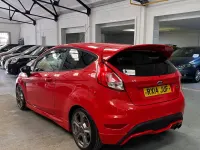 Used Ford Fiesta ST 179 HP (131 kW) 2014 Orange Hatchback