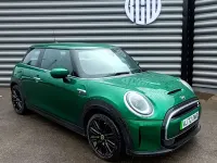 Begagnad Mini Cooper S Hatch 135 kW (184 HK) 2022 Grön Halvkombi