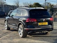Usado VW Touareg R-line Plus 262 HP (192 kW) 2018 Preto SUV