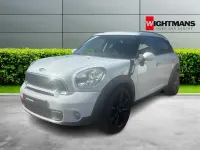 Used Mini Cooper SD Countryman 143 HP (105 kW) 2013 White SUV