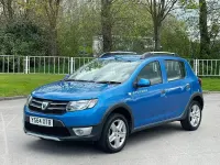 Used Dacia Sandero Lauréate 2015 Blue Hatchback