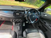 Used Alfa Romeo Giulietta 2016 Red Hatchback