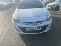 Used Vauxhall Astra SRi 2013 White Hatchback