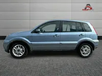 Used Ford Fusion Zetec 101 HP (74 kW) 2007 Blue Hatchback