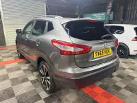 Used Nissan Qashqai Tekna 115 HP (84 kW) 2015 Grey SUV