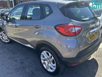 Used Renault Captur Dynamique 90 HP (66 kW) 2015 Grey SUV