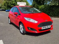 Used Ford Fiesta Zetec 82 HP (60 kW) 2017 Red Hatchback