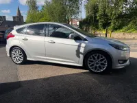 Used Ford Focus ST-Line 140 HP (102 kW) 2017 Silver Hatchback