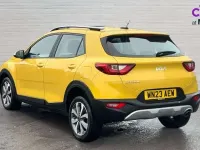 Used Kia Stonic 99 HP (72 kW) 2023 Yellow SUV