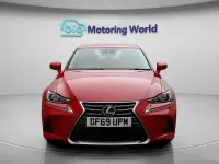 Gebraucht Lexus IS300h 223 PS (164 kW) 2020 Rot Limousine