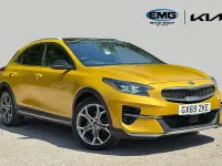Used Kia XCeed First Edition 138 HP (101 kW) 2019 Yellow SUV