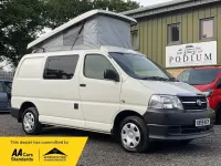 Used Toyota HiAce 95 HP (69 kW) 2009 White Van