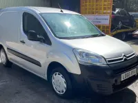 Usado Citroën Berlingo 75 HP (55 kW) 2016 Prateado Monovolume