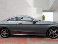 Usado Mercedes C220 AMG line 170 HP (125 kW) 2017 Cinzento Coupé