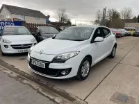 Used Renault Mégane Dynamique 110 HP (80 kW) 2013 White Hatchback