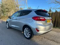 Used Ford Fiesta Titanium 100 HP (73 kW) 2017 Silver Hatchback