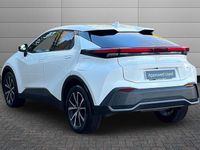 Used Toyota C-HR Design 140 HP (102 kW) 2024 White SUV