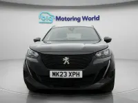 Second-hand Peugeot 2008 Active+ 101 CP (74 kW) 2023 Negru SUV