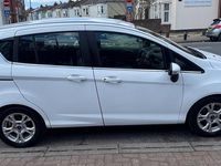 Used Ford B-MAX Zetec 105 HP (77 kW) 2013 White MPV