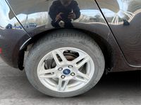 Used Ford Fiesta Zetec 80 HP (58 kW) 2014 Black Hatchback