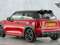 Usado Mini Cooper Hatch 134 HP (98 kW) 2022 Vermelho Citadino