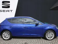 Used Seat Leon SE Dynamic 128 HP (94 kW) 2019 Blue Hatchback