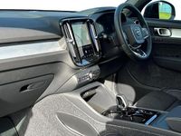 New Volvo XC40 Plus 161 HP (118 kW) 2026 Green SUV