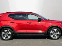 Used Volvo XC40 Ultimate 197 HP (144 kW) 2022 Red SUV