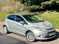 Second-hand Ford Fiesta Titanium 96 CP (70 kW) 2009 Argintiu Hatchback