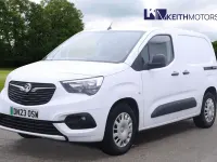Used Vauxhall Combo Sportive 100 kW (136 HP) 2023 White MPV