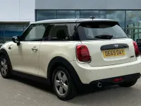 Used Mini Cooper Classic 136 HP (100 kW) 2019 White Hatchback