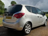Used Vauxhall Meriva 130 HP (95 kW) 2011 Silver MPV