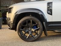 Used Land Rover Defender HSE Dynamic 250 HP (183 kW) 2023 Silver Estate