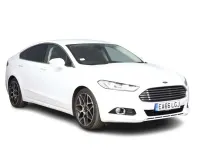 Used Ford Mondeo Titanium 240 HP (176 kW) 2016 White Hatchback