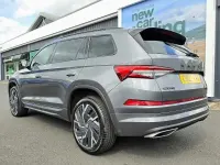 Usado Skoda Kodiaq vRS 180 HP (132 kW) 2022 Cinzento SUV