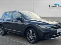 Usado VW Tiguan Elegance 245 HP (180 kW) 2023 Cinzento SUV