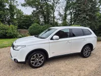 Used Mitsubishi Outlander 2014 White SUV