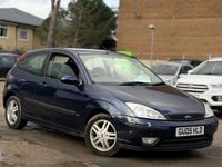 Used Ford Focus Zetec 2005 Blue Hatchback