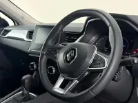 Used Renault Captur Techno 143 HP (105 kW) 2023 White/black SUV