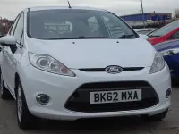 Used Ford Fiesta Zetec 96 HP (70 kW) 2012 White Hatchback