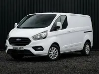Used Ford Transit Custom Limited 130 HP (95 kW) 2019 White Van