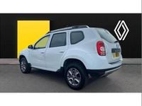Used Dacia Duster Lauréate 110 HP (80 kW) 2016 White SUV