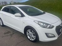 Used Hyundai i30 Edition 100 HP (73 kW) 2013 White Hatchback
