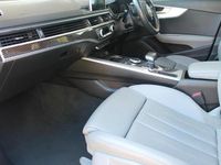 Begagnad Audi A4 Sport 187 HK (137 kW) 2017 Vit Kombi