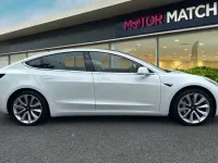 Used Tesla Model 3 Long Range AWD 77 kW (106 HP) 2020 White Sedan