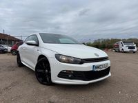 Begagnad VW Scirocco R-line 177 HK (130 kW) 2014 Vit Sportkupé