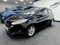 Used Ford Fiesta Zetec 82 HP (60 kW) 2015 Black Hatchback